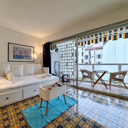 Studio Royal Lux By Booking Guys Apartment Nice Exterior photo