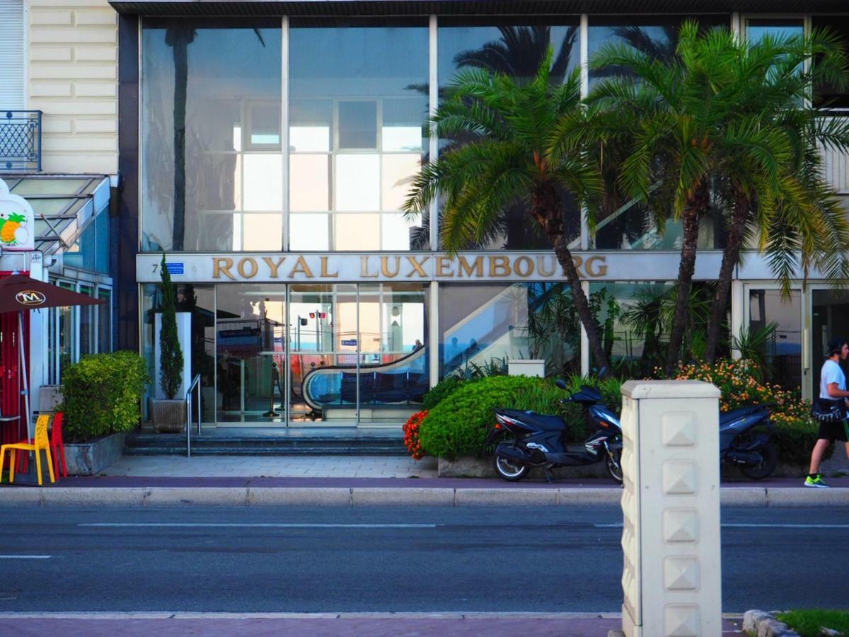 Studio Royal Lux By Booking Guys Apartment Nice Exterior photo