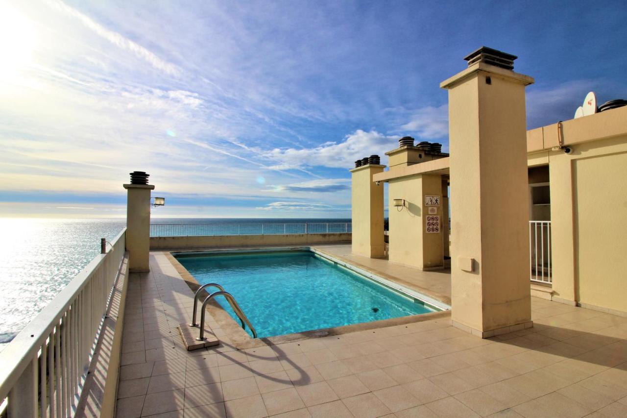Studio Royal Lux By Booking Guys Apartment Nice Exterior photo